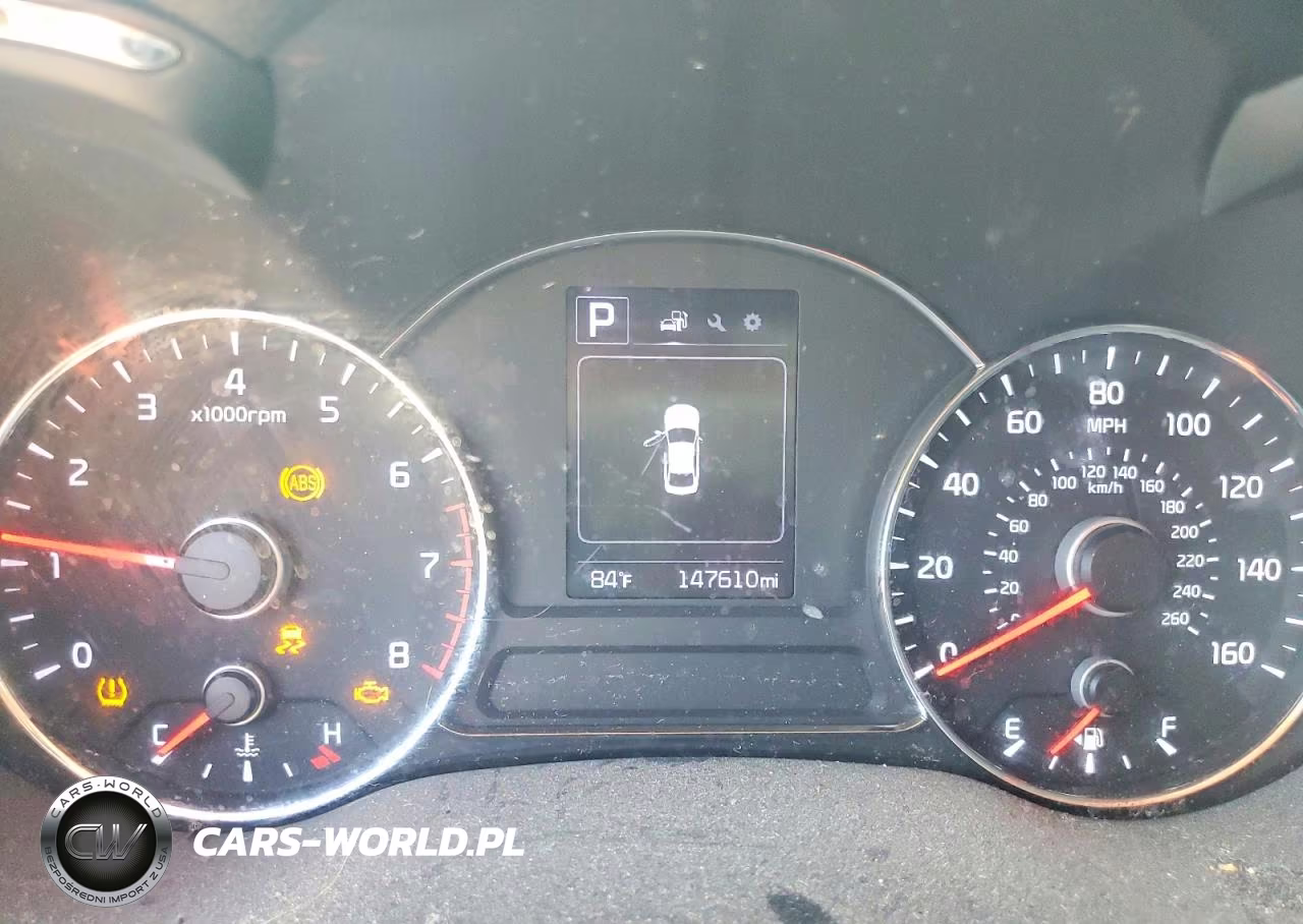 2018 Kia Forte Lx VIN:3KPFK4A77JE264039 - 9
