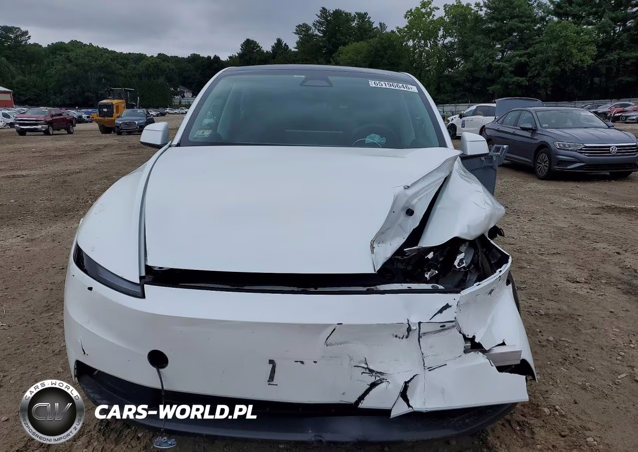 2026 Tesla Model Y VIN:7SAYGDED4TA688785 - 5
