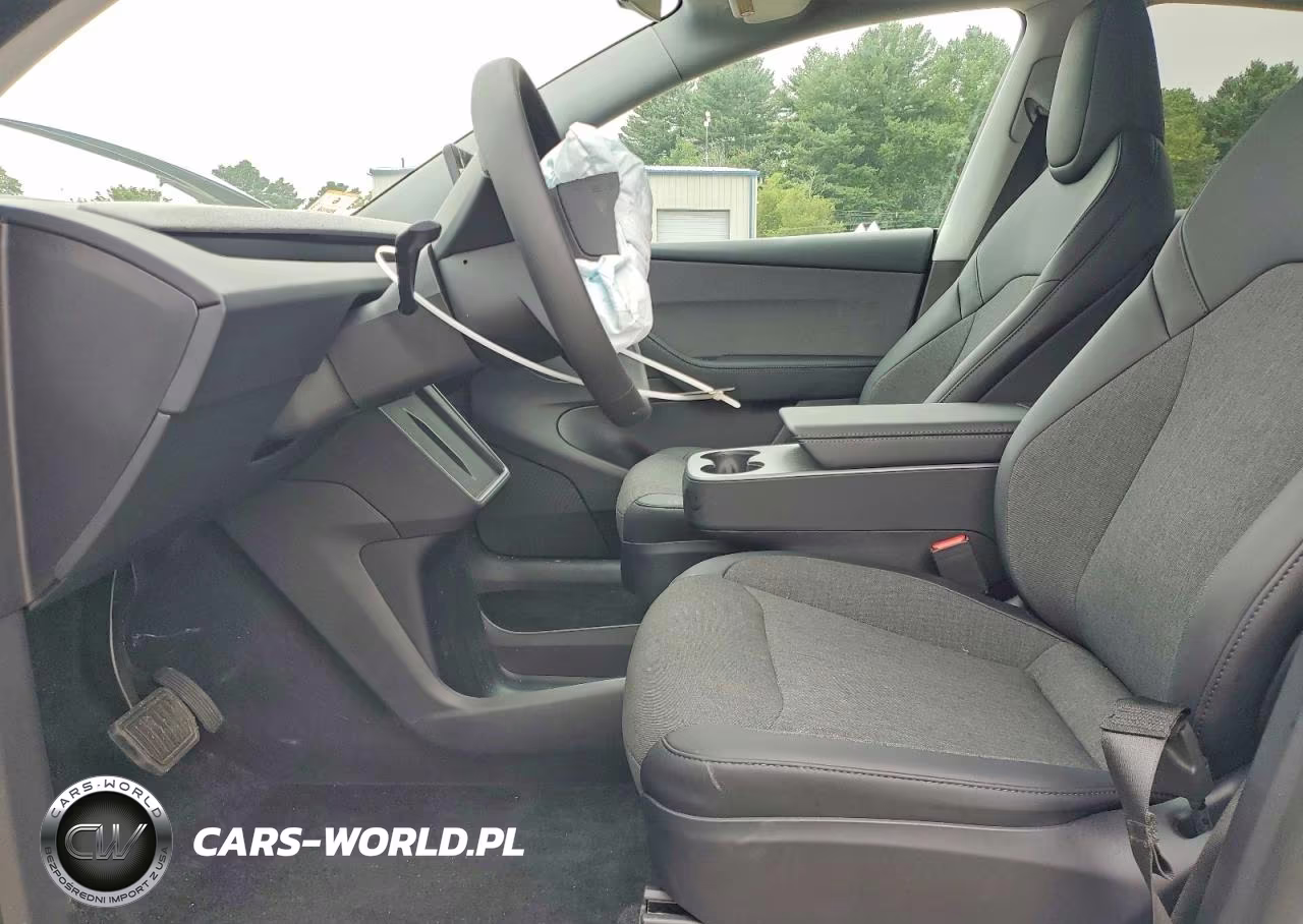 2026 Tesla Model Y VIN:7SAYGDED4TA688785 - 7