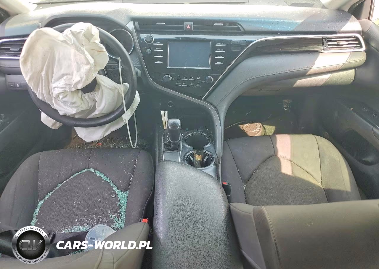 2018 Toyota Camry Le VIN:4T1B11HK9JU522262 - 8