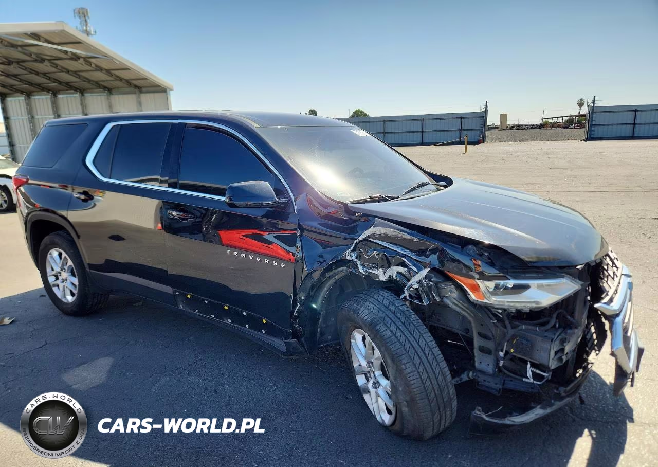 2018 Chevrolet Traverse Ls VIN:1GNERFKW8JJ105596 - 4