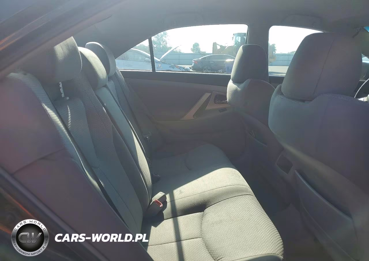 2010 Toyota Camry Se V6 VIN:4T1BK3EKXAU104841 - 10