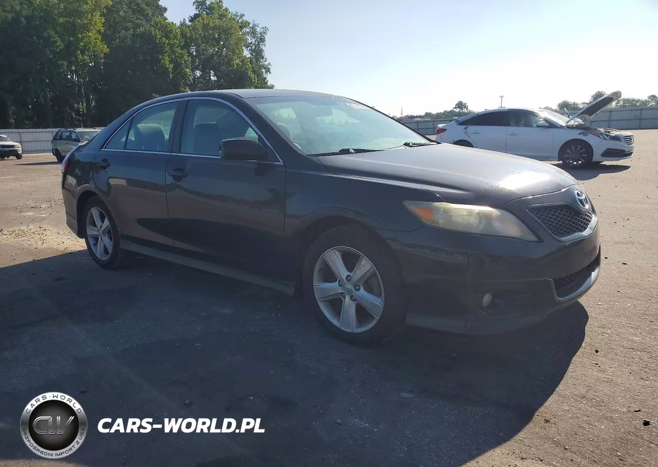 2010 Toyota Camry Se V6 VIN:4T1BK3EKXAU104841 - 4