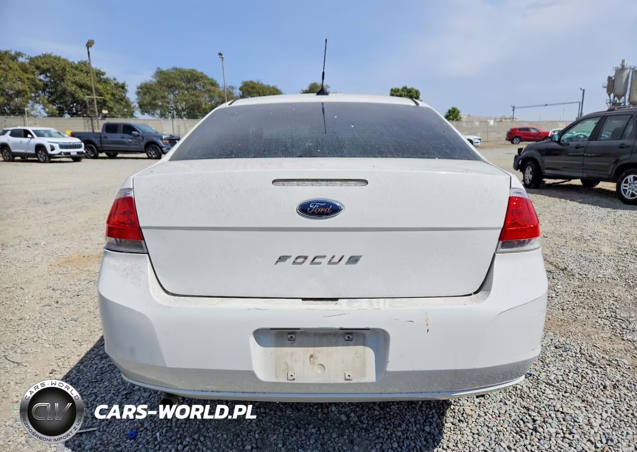 2011 Ford Focus S VIN:1FAHP3EN7BW103765 - 6