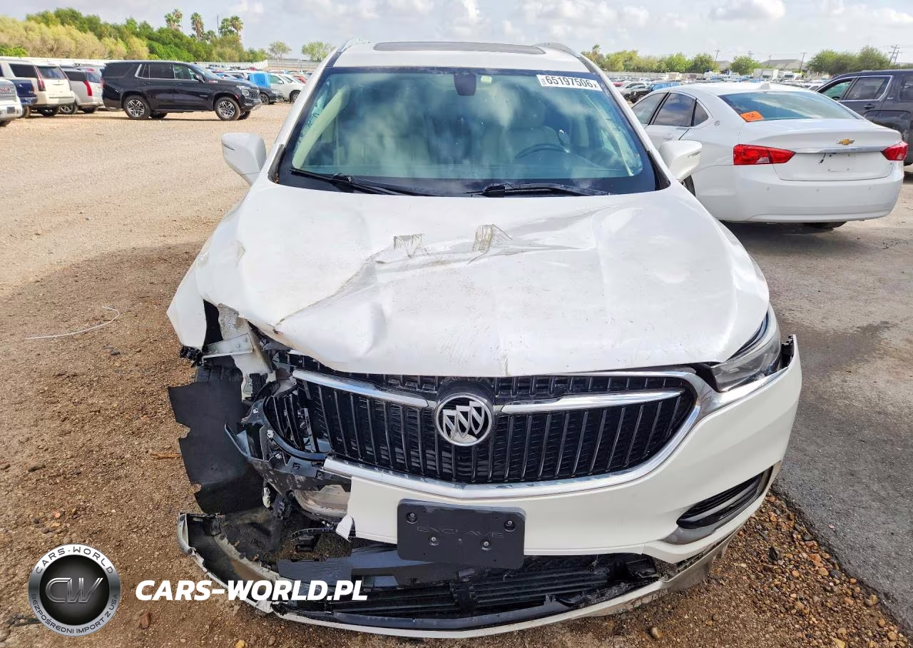 2018 Buick Enclave Essence VIN:5GAEVAKW7JJ136489 - 5