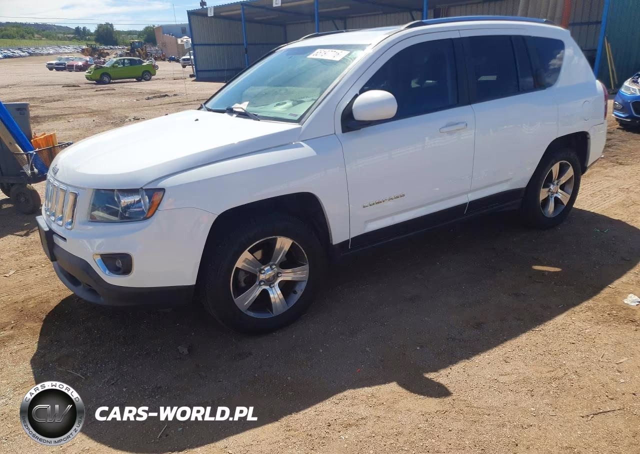 2017 Jeep Compass Latitude – zdjęcie 1 z 12
