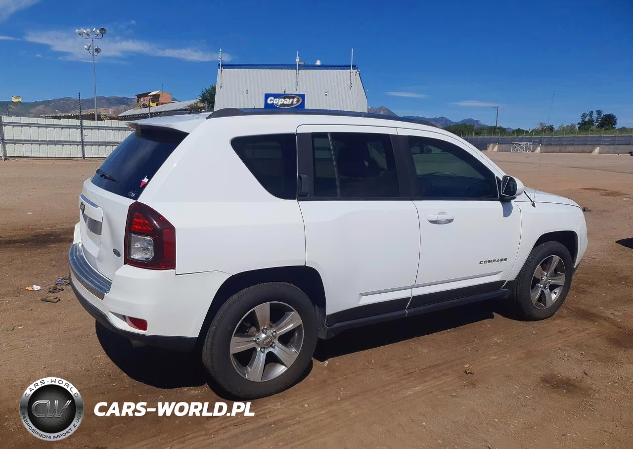 2017 Jeep Compass Latitude VIN:1C4NJDEB6HD153409 - 3