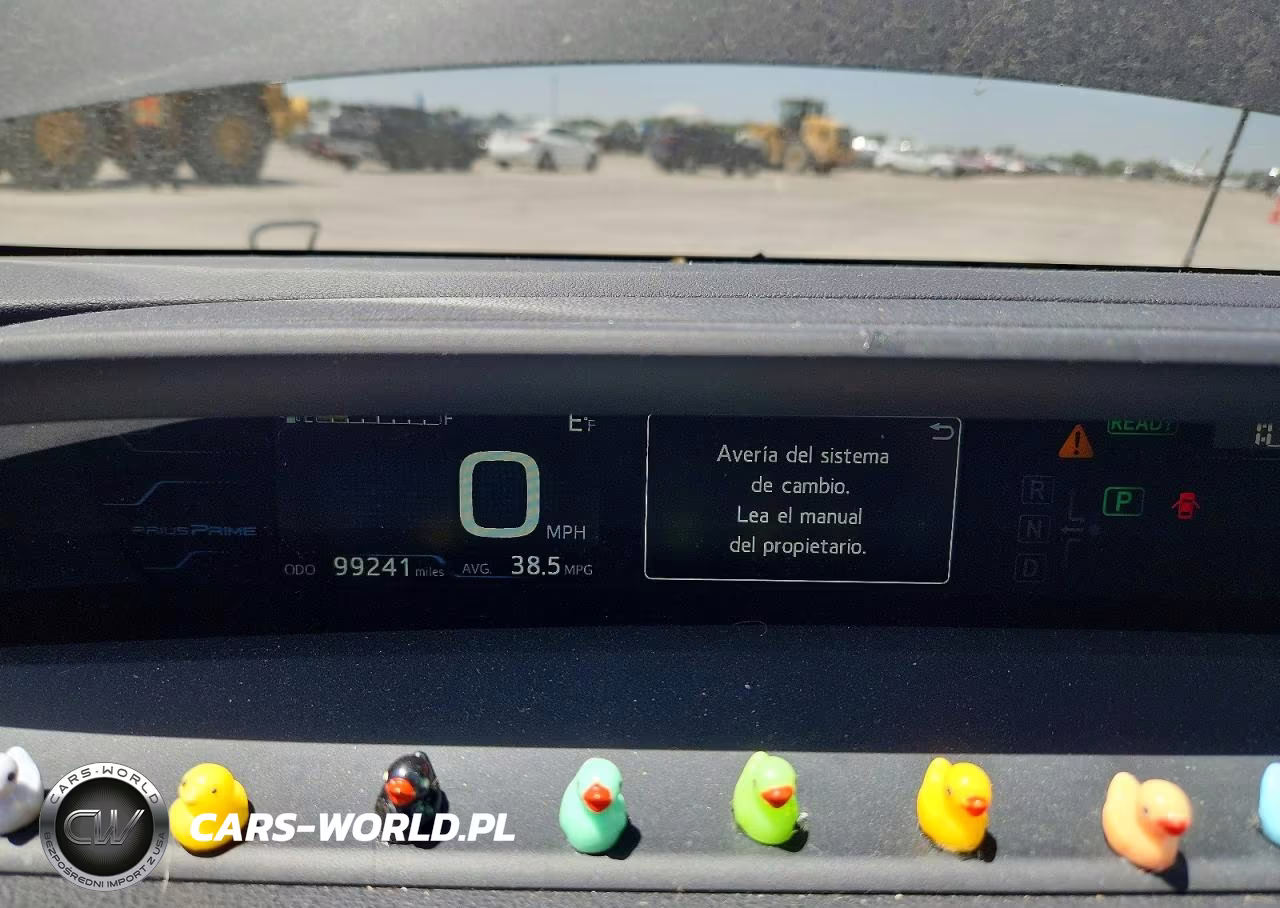 2019 Toyota Prius Prime Plus VIN:JTDKARFPXK3119979 - 9