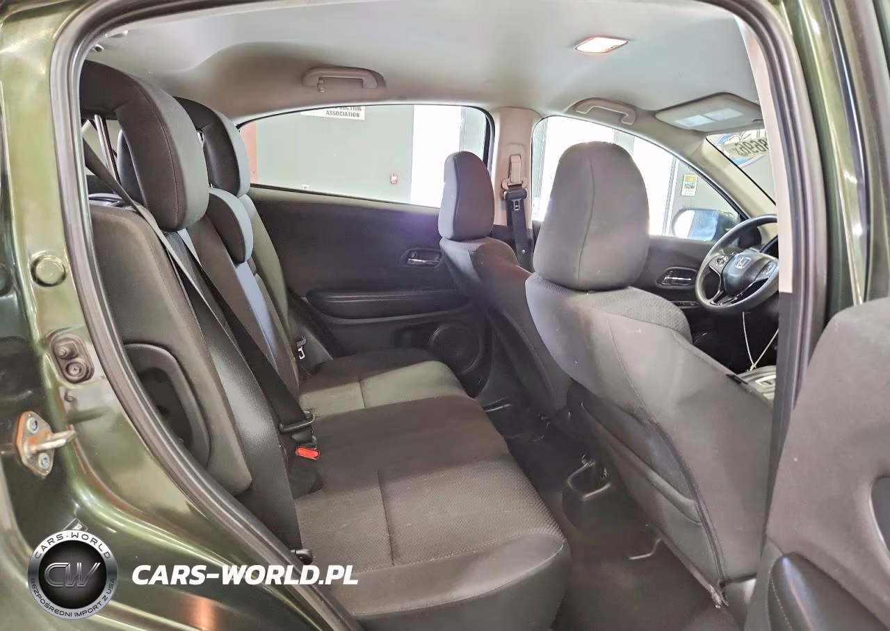 2018 Honda Hr-V Lx VIN:3CZRU6H38JM720913 - 11