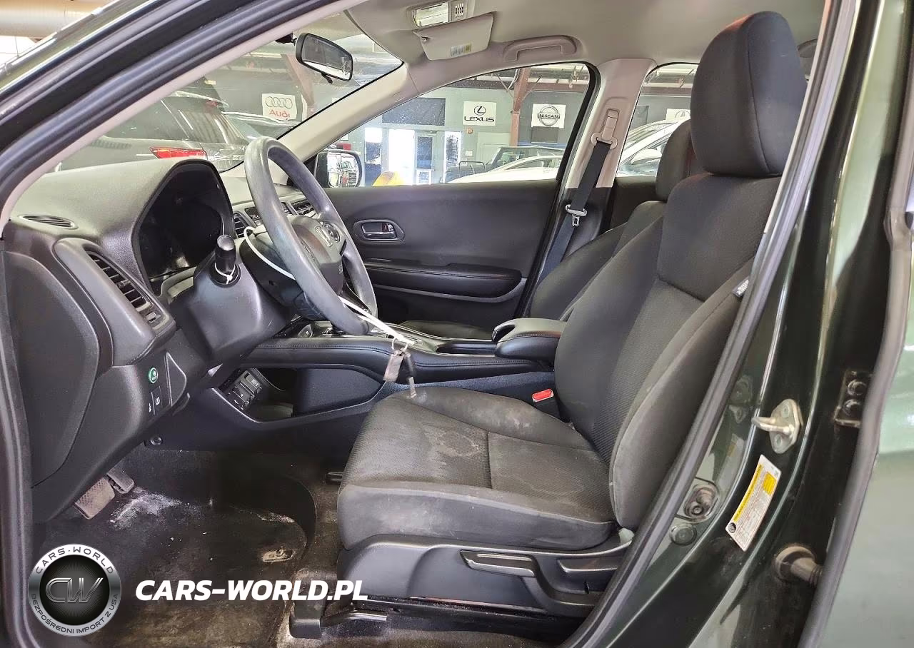 2018 Honda Hr-V Lx VIN:3CZRU6H38JM720913 - 7