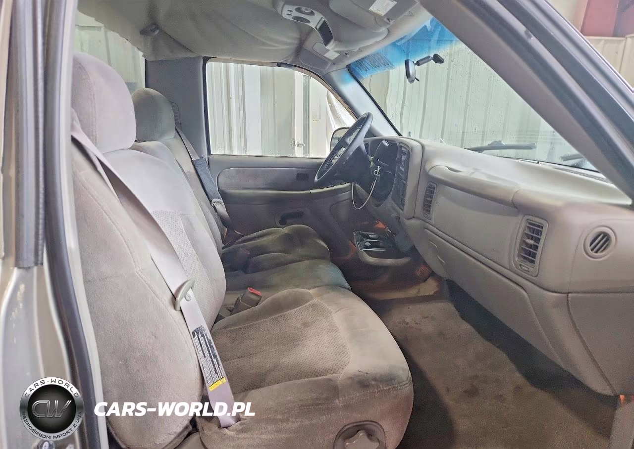 2000 Chevrolet Silverado C1500 VIN:1GCEC14T1YE334737 - 10