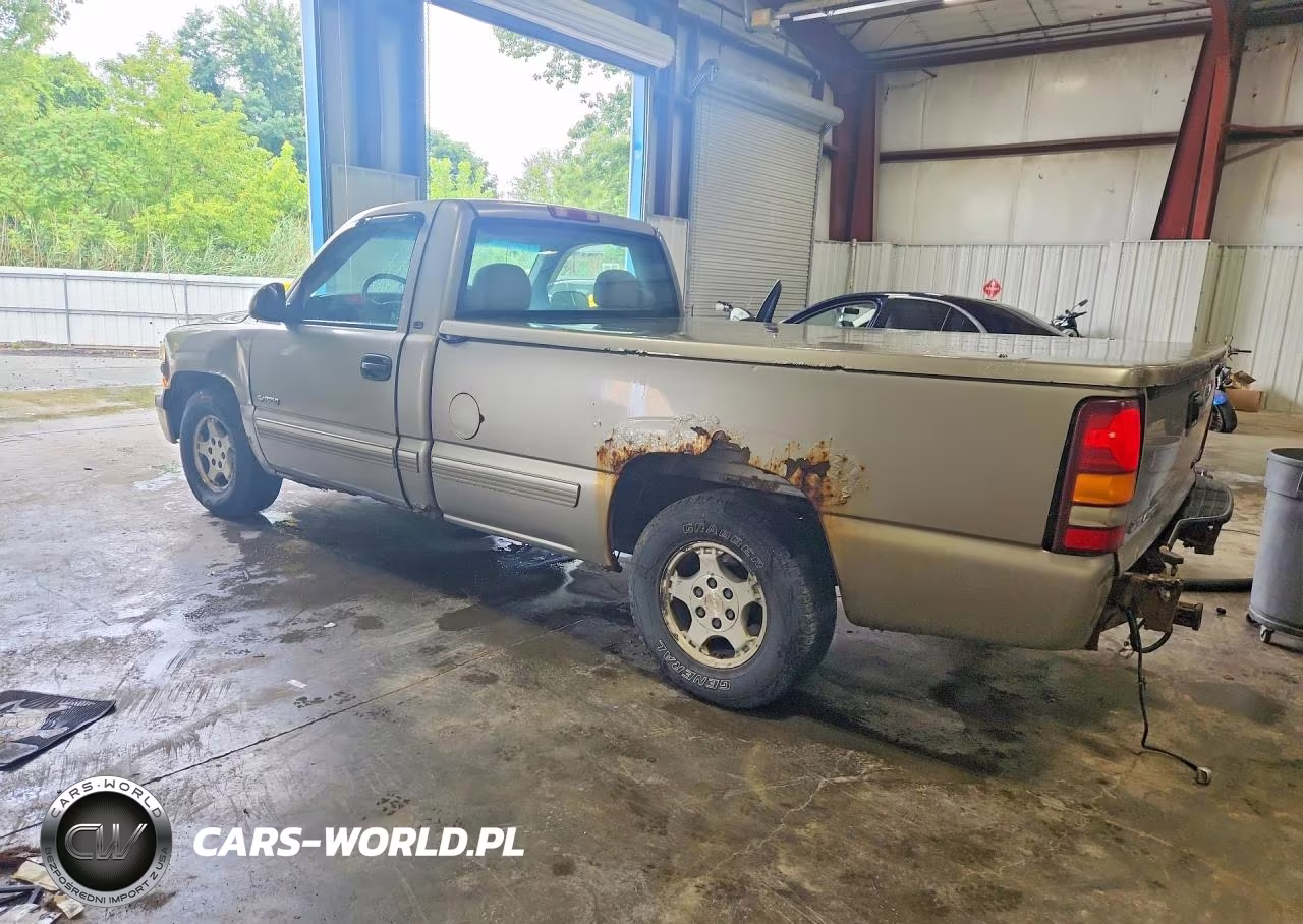 2000 Chevrolet Silverado C1500 VIN:1GCEC14T1YE334737 - 2