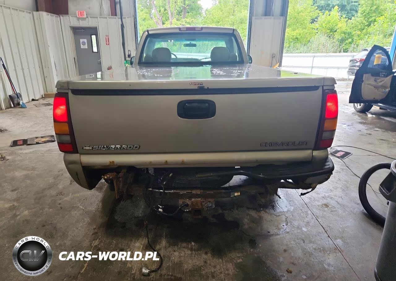 2000 Chevrolet Silverado C1500 VIN:1GCEC14T1YE334737 - 6