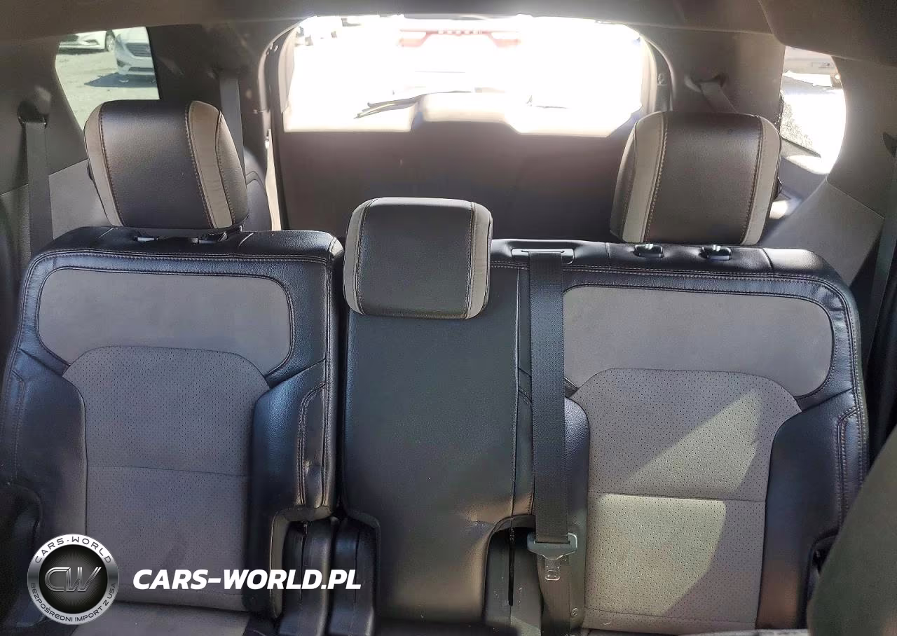 2017 Ford Explorer Xlt VIN:1FM5K7D82HGA51152 - 10