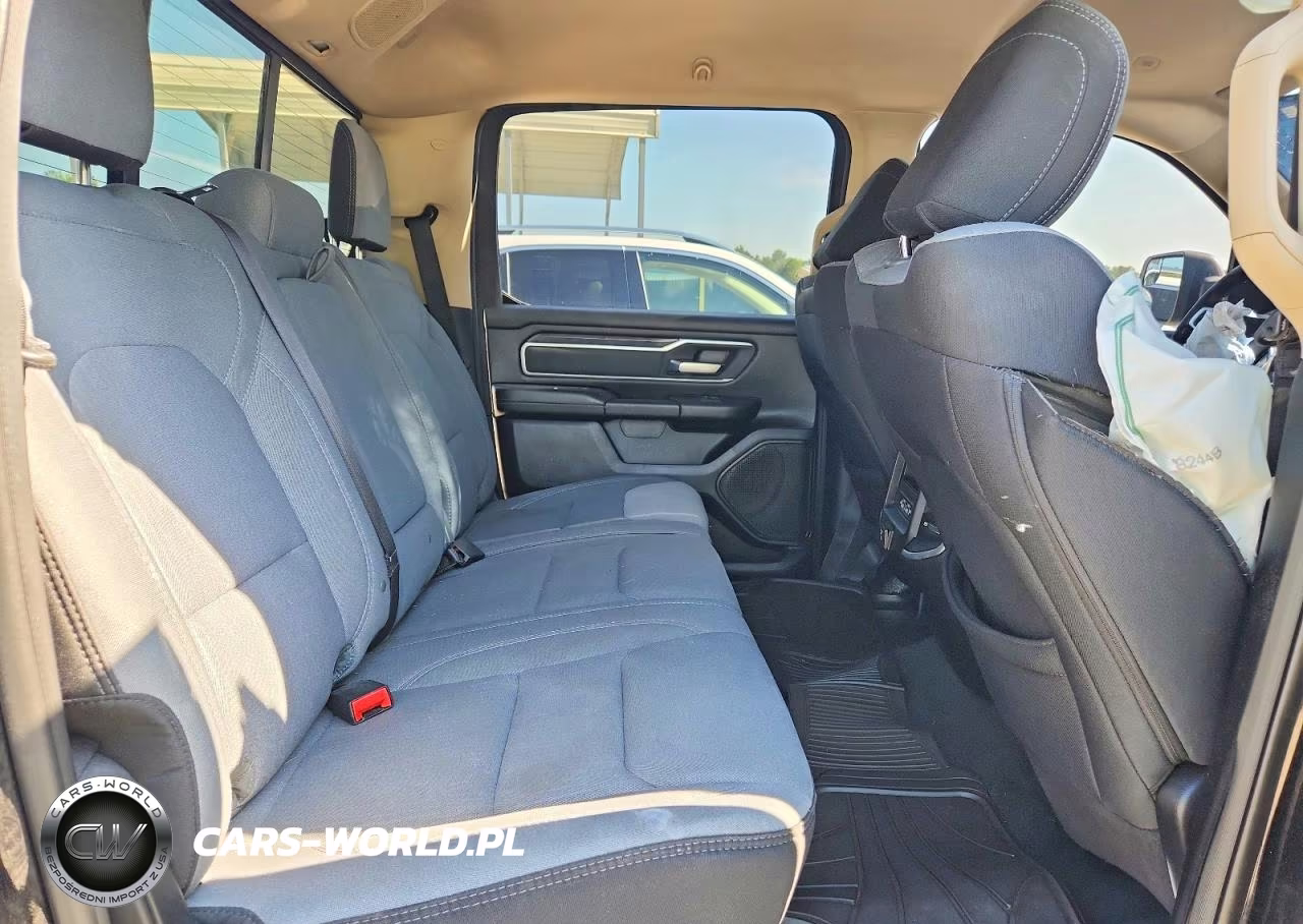 2020 Ram 1500 Big Horn-Lone Star VIN:1C6SRFFT3LN132137 - 10
