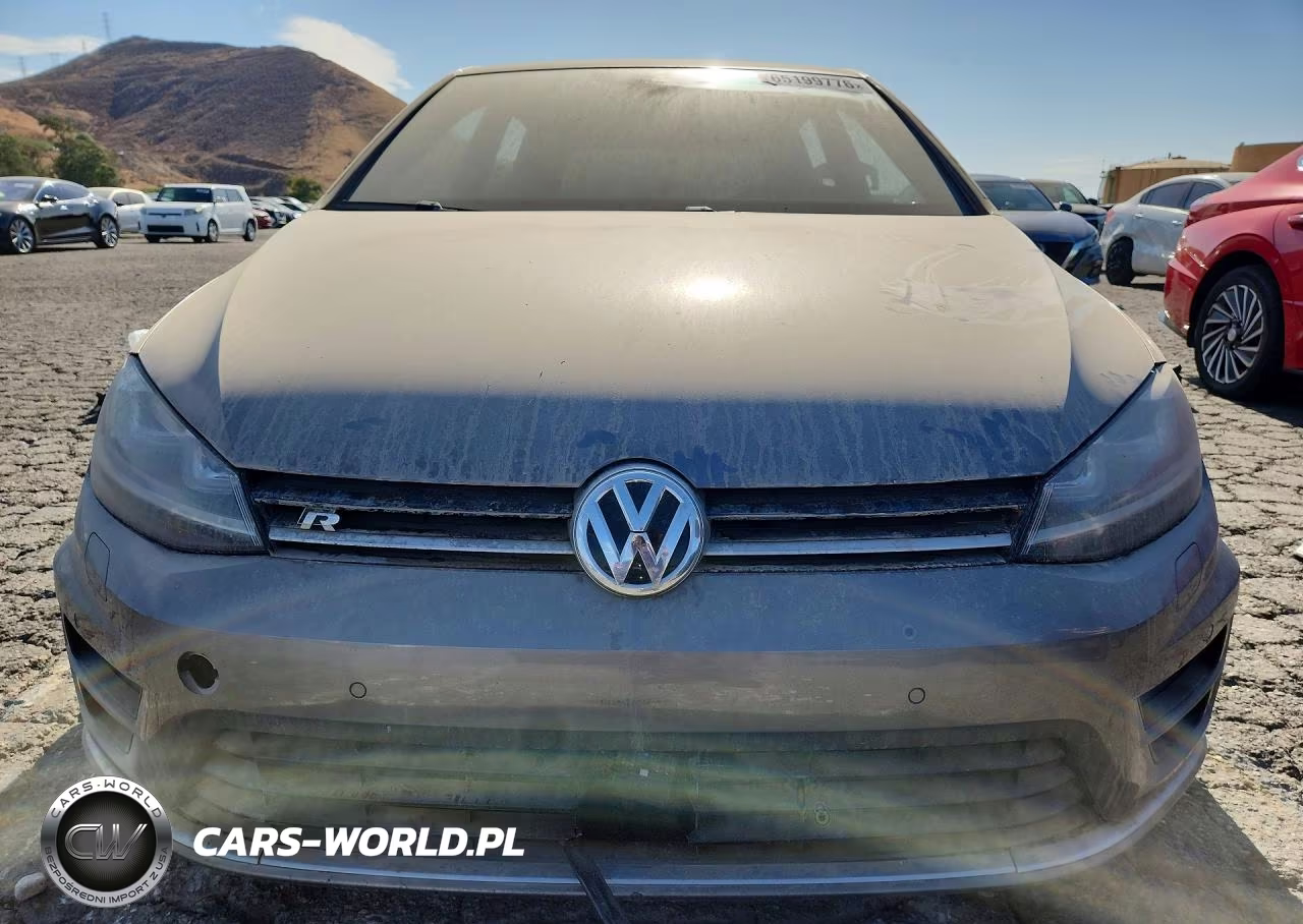 2017 Volkswagen Golf R VIN:WVWVF7AU9HW070166 - 5