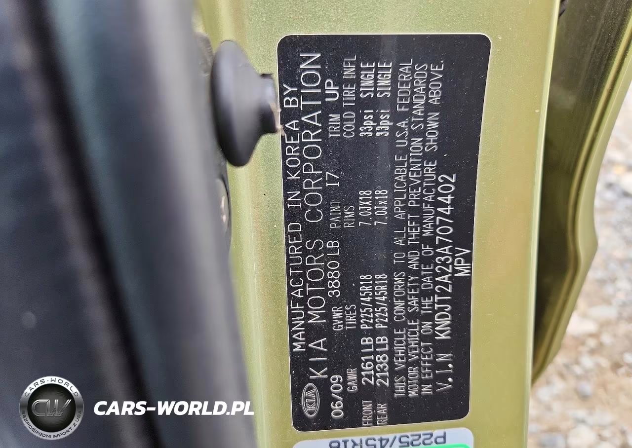 2010 Kia Soul + VIN:KNDJT2A23A7074402 - 13