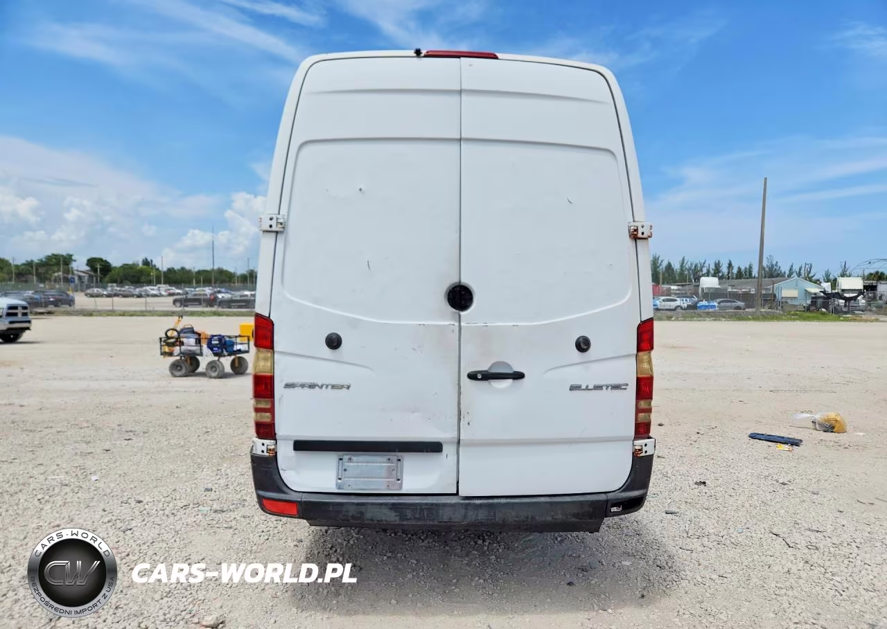 2014 Mercedes-Benz Sprinter 2500 VIN:WD3PE8DE7E5824585 - 6