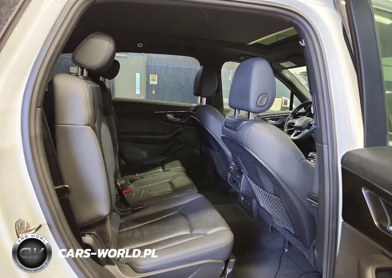 2021 Audi Q7 Premium VIN:WA1AXAF72MD016963 - 11