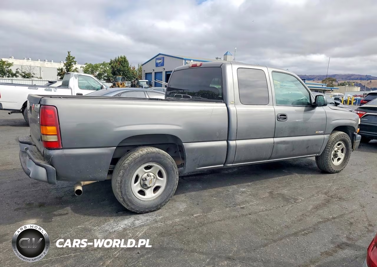 2001 Chevrolet Silverado C1500 VIN:2GCEC19W611303185 - 3