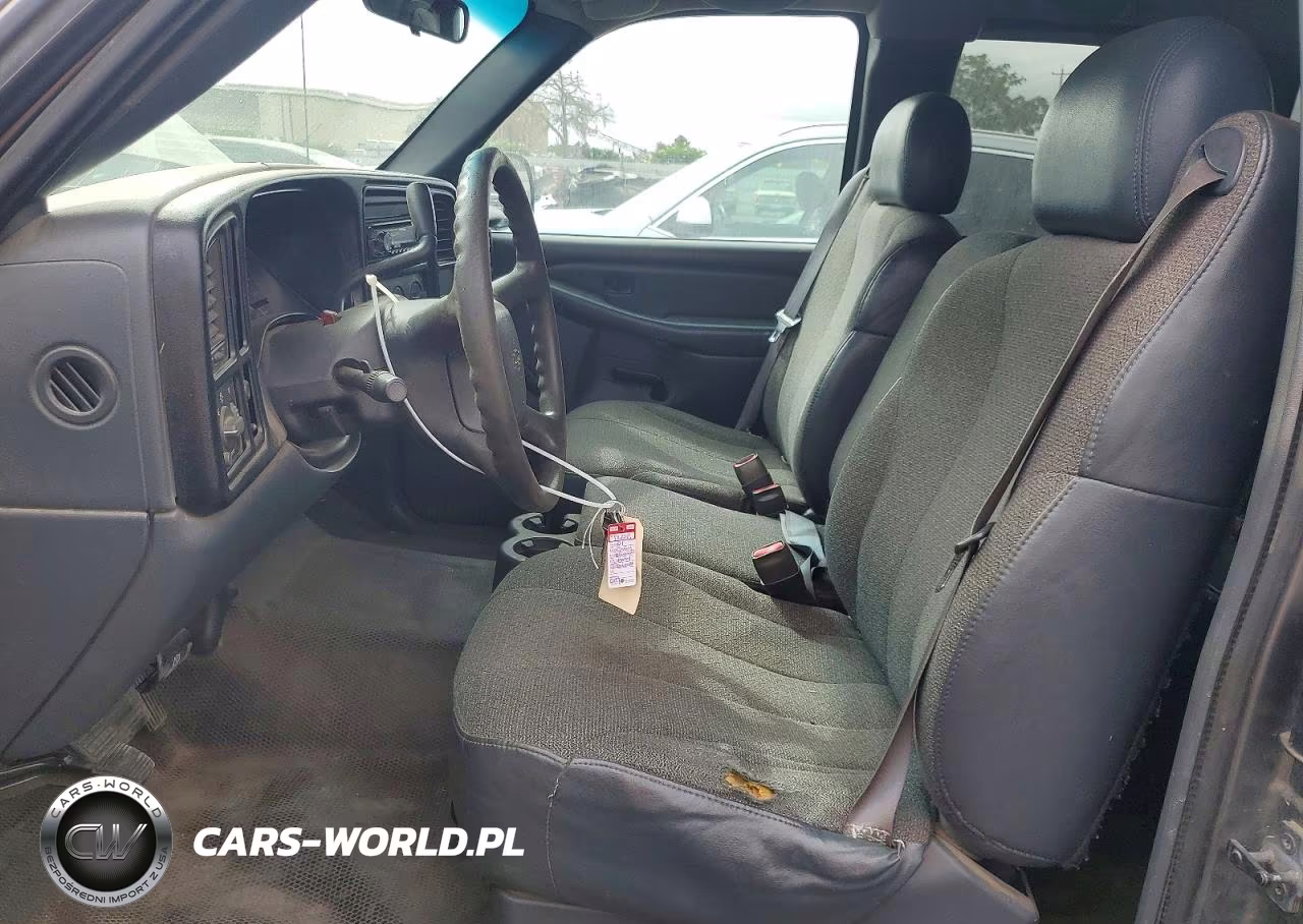 2001 Chevrolet Silverado C1500 VIN:2GCEC19W611303185 - 7