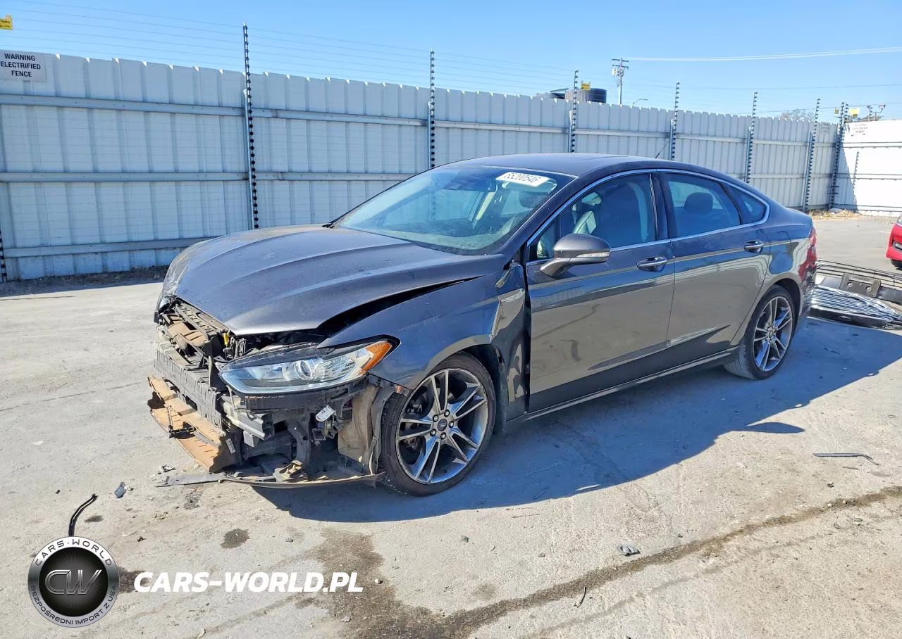 2016 Ford Fusion Titanium – zdjęcie 1 z 12