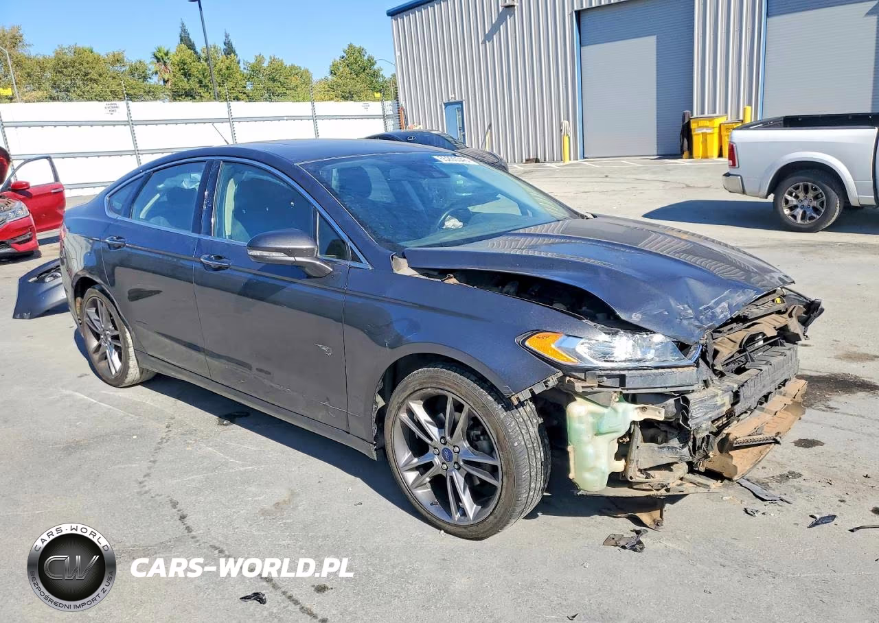 2016 Ford Fusion Titanium VIN:3FA6P0K98GR125409 - 4