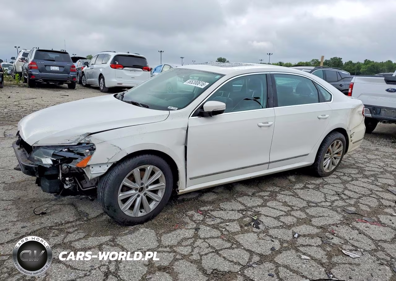 2013 Volkswagen Passat Sel VIN:1VWCH7A34DC076345 - 1
