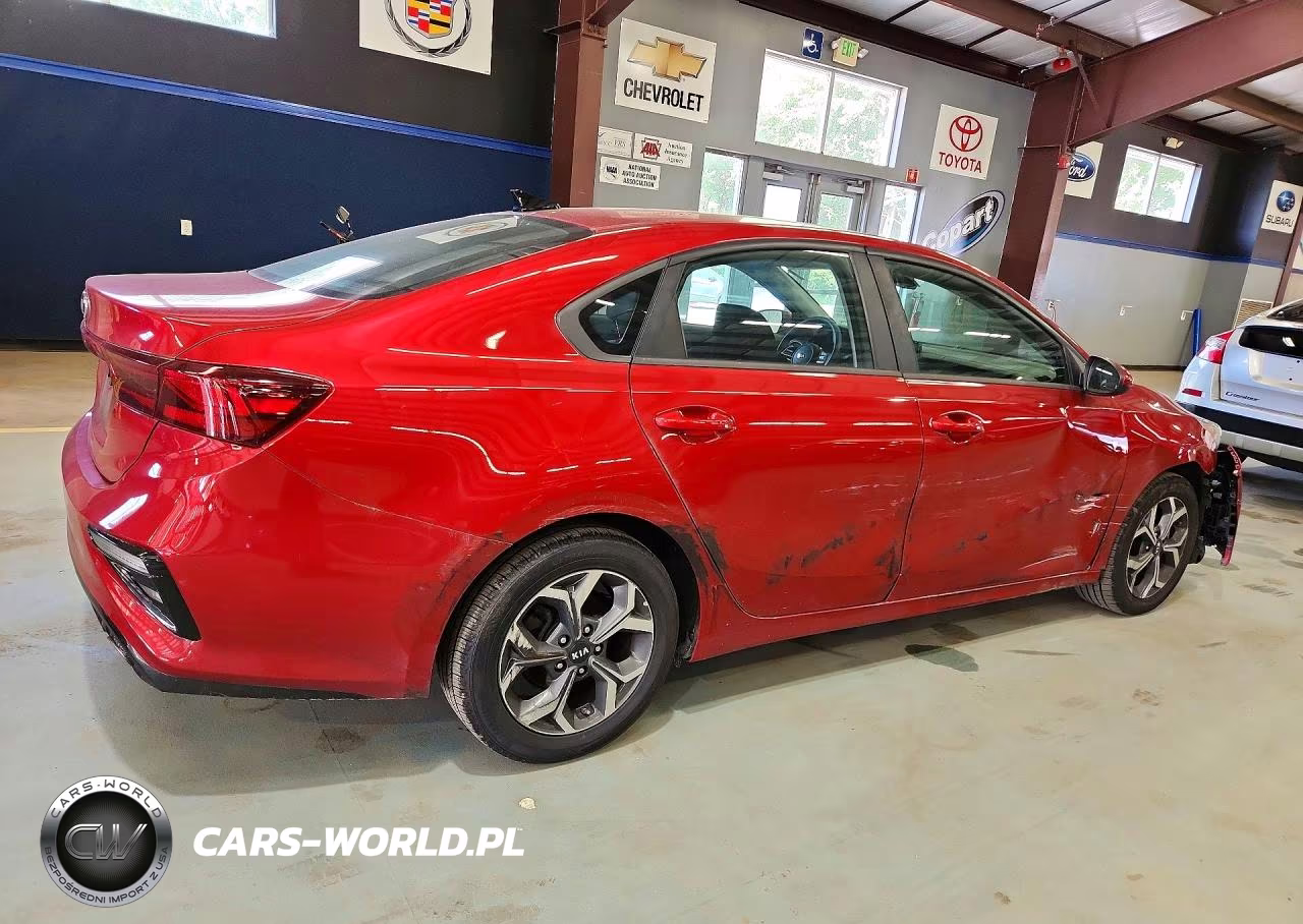 2019 Kia Forte Lxs VIN:3KPF24AD8KE059188 - 3