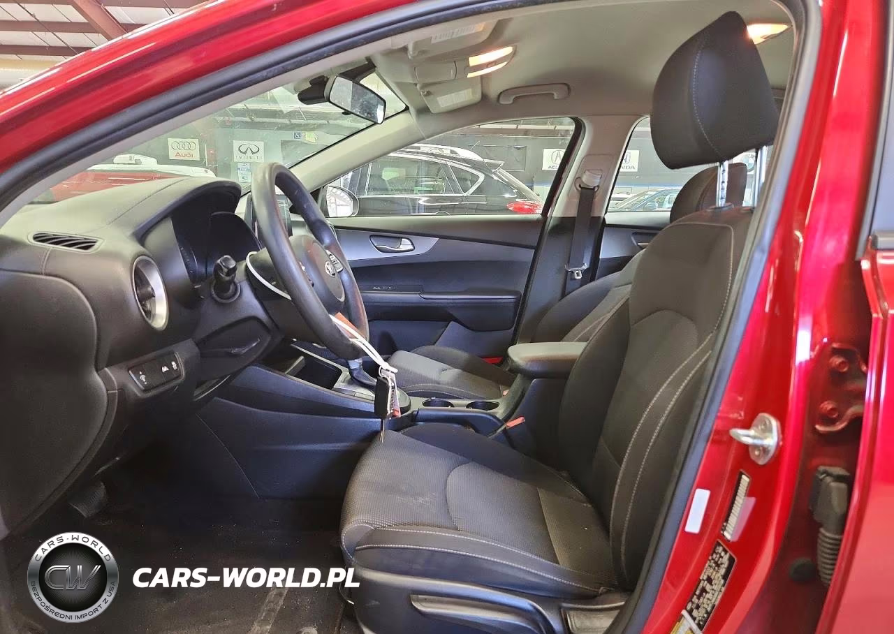 2019 Kia Forte Lxs VIN:3KPF24AD8KE059188 - 7