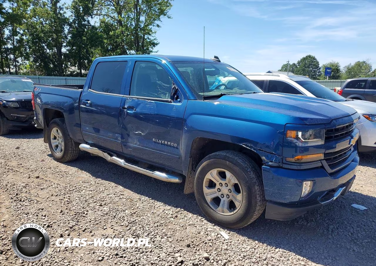 2018 Chevrolet Silverado K1500 Lt VIN:3GCUKREC6JG465964 - 4