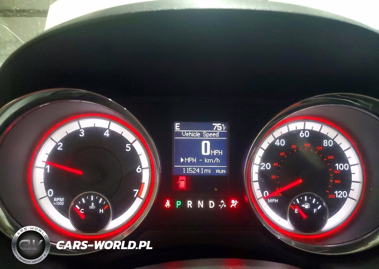 2015 Chrysler Town & Country Touring VIN:2C4RC1BG8FR738898 - 9