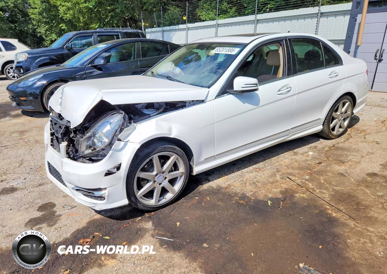 2014 Mercedes-Benz C 250
