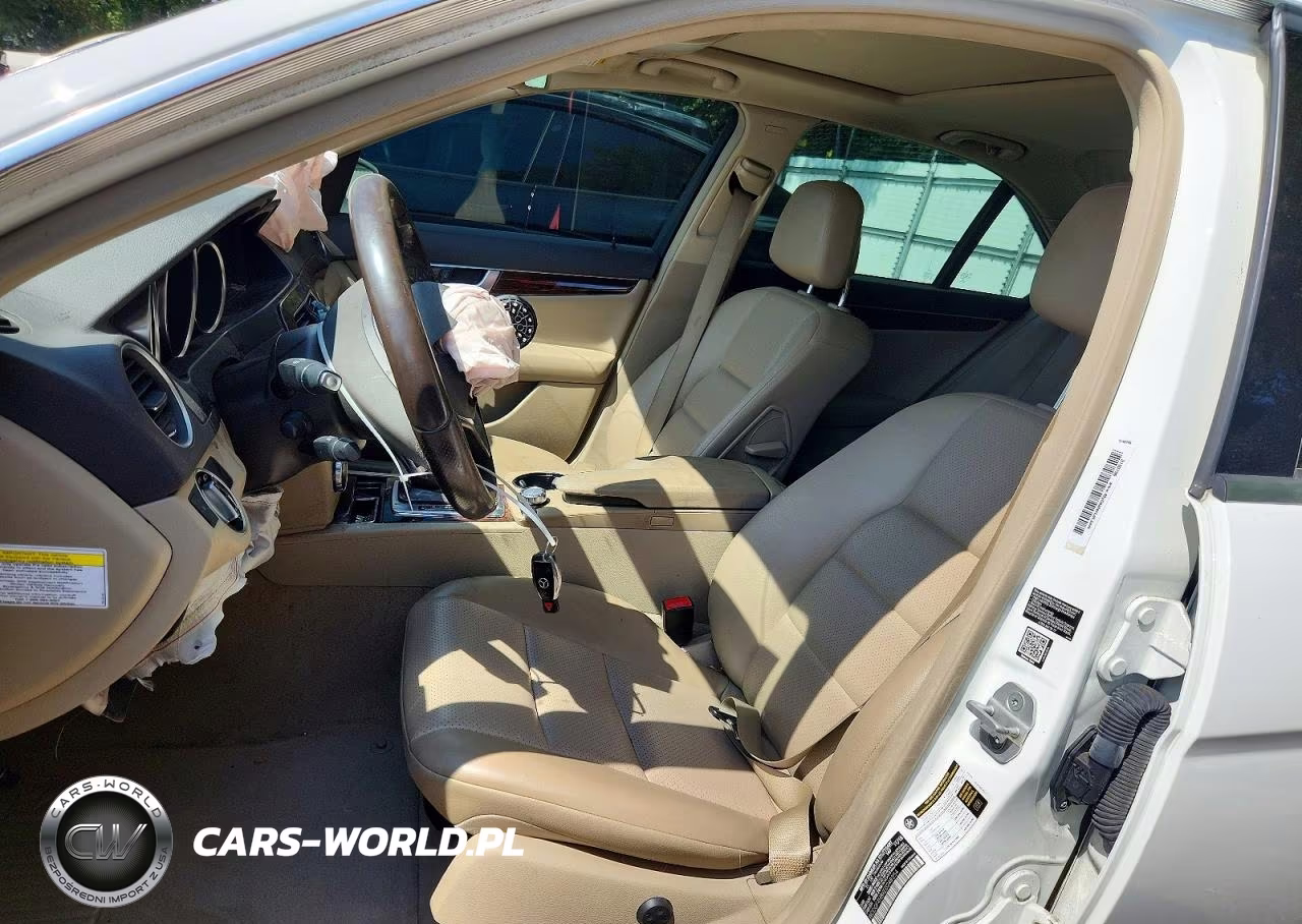 2014 Mercedes-Benz C 250 VIN:WDDGF4HBXEG248254 - 7