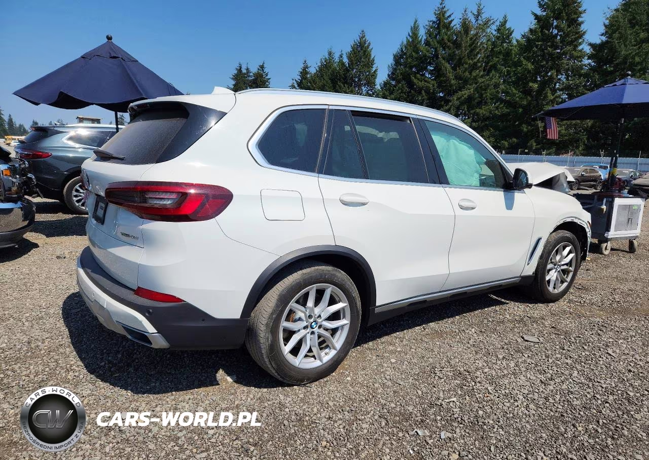 2020 BMW X5 xDrive40I VIN:5UXCR6C09L9C14519 - 3