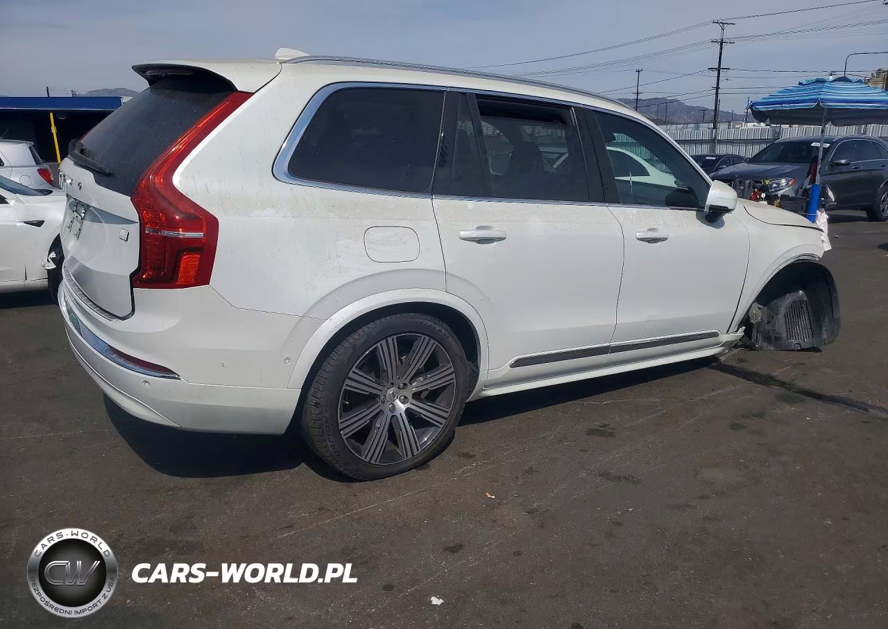 2024 Volvo Xc90 Plus VIN:YV4H60CE7R1212651 - 3