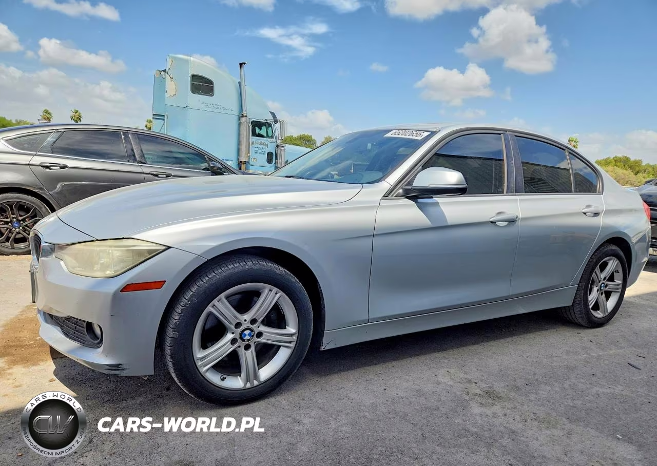 2014 BMW 320 I – zdjęcie 1 z 12