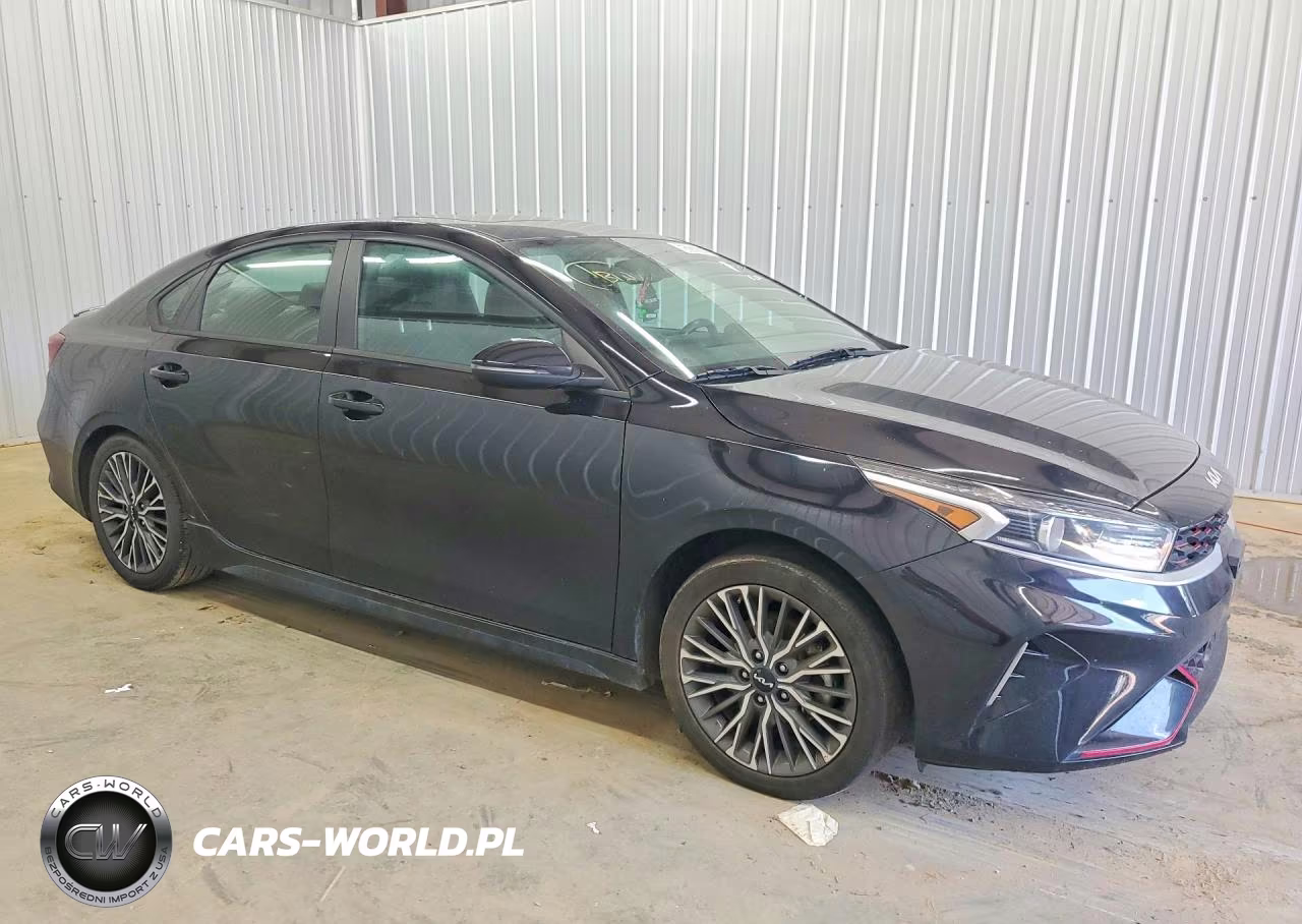 2023 Kia Forte Gt Line VIN:3KPF54ADXPE590584 - 4