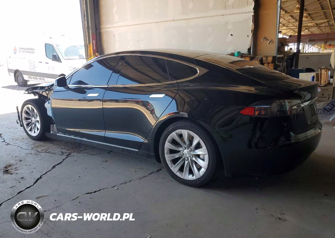 2018 Tesla Model S VIN:5YJSA1E20JF293455 - 2