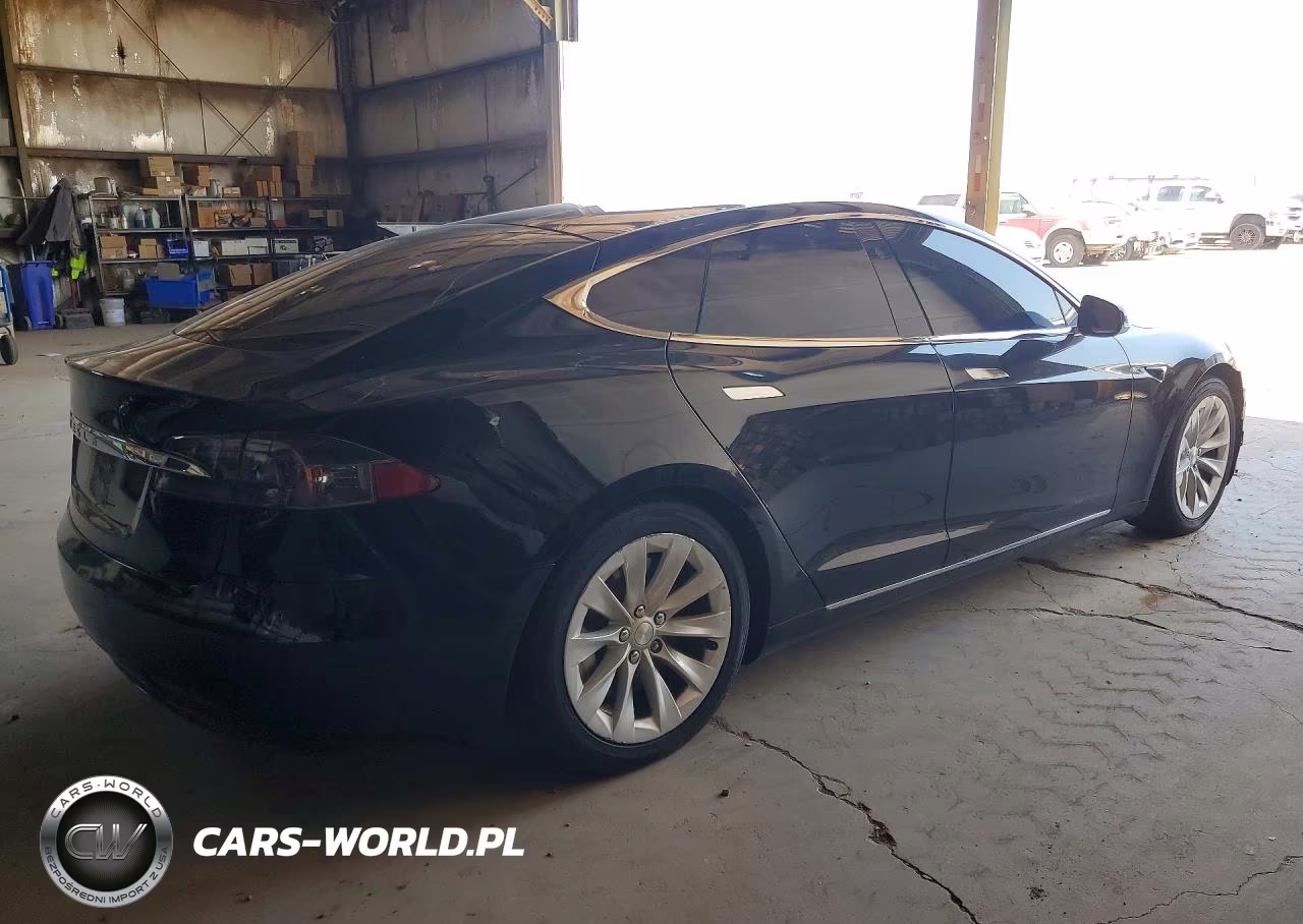 2018 Tesla Model S VIN:5YJSA1E20JF293455 - 3