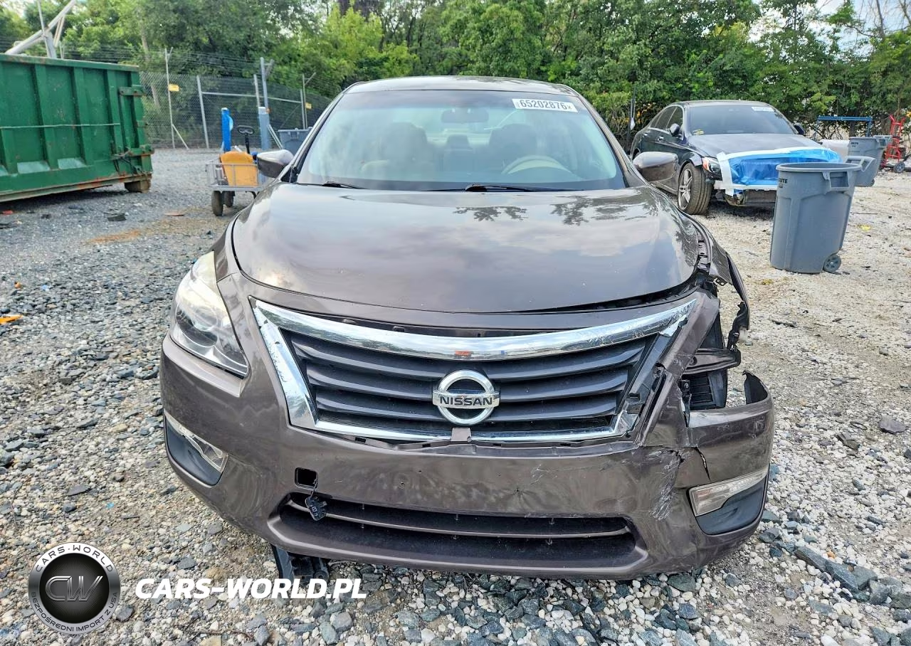 2015 Nissan Altima 2.5 S VIN:1N4AL3AP4FN336051 - 5
