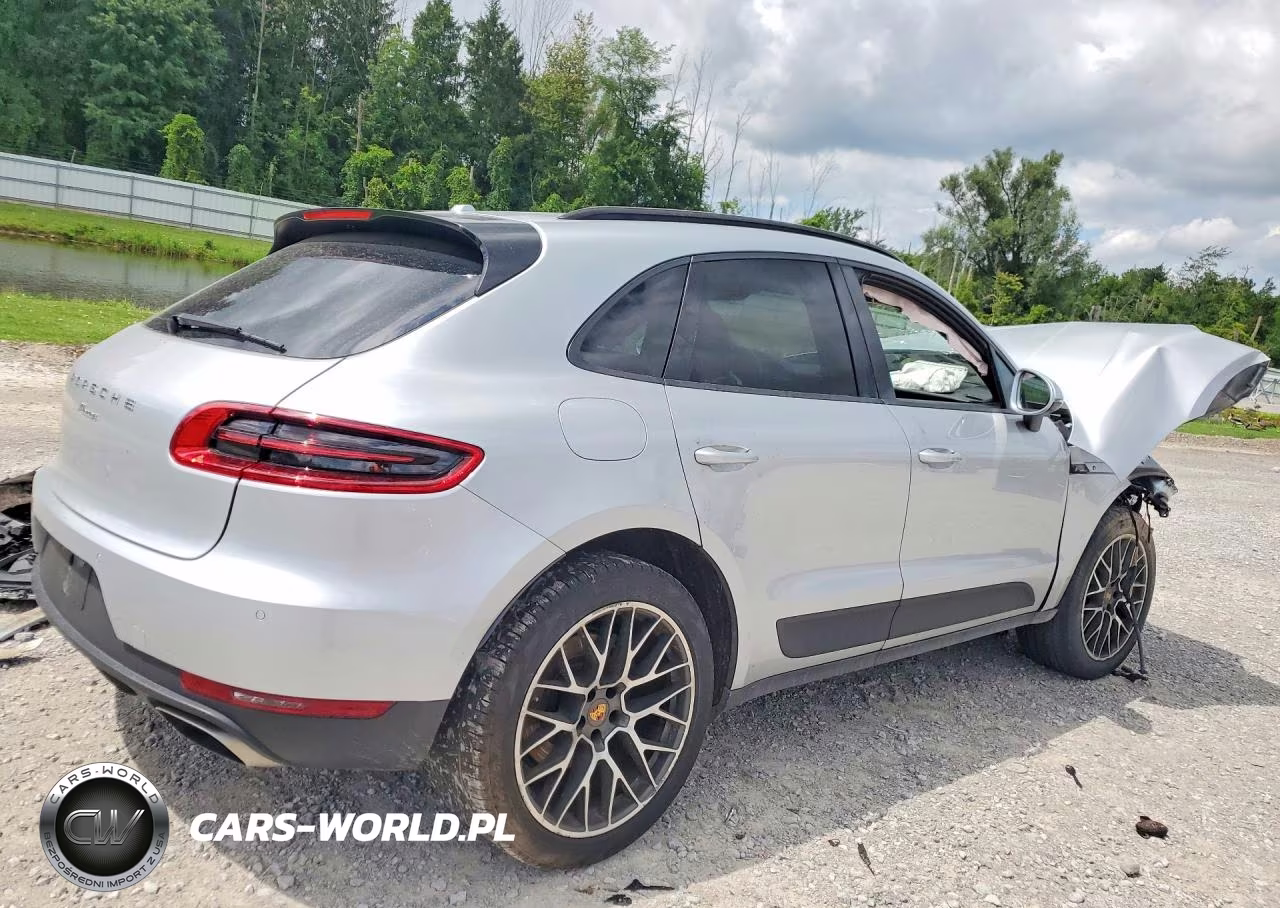 2018 Porsche Macan VIN:WP1AA2A55JLB02447 - 3