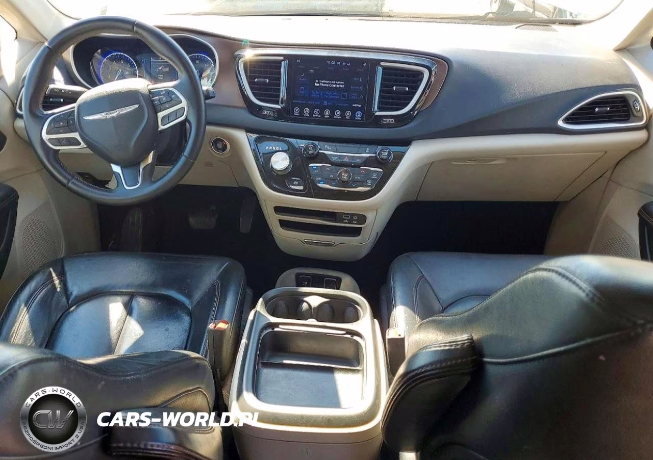 2017 Chrysler Pacifica Touring L VIN:2C4RC1BG7HR587734 - 8