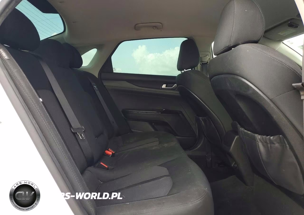 2022 Kia K5 Lxs VIN:5XXG14J25NG122927 - 10