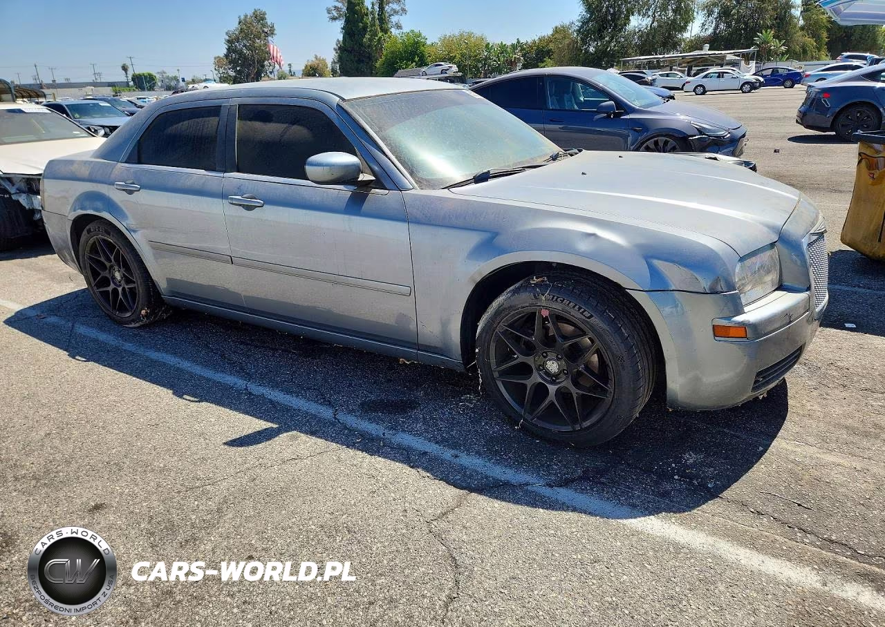 2006 Chrysler 300 VIN:2C3LA43R16H418054 - 4