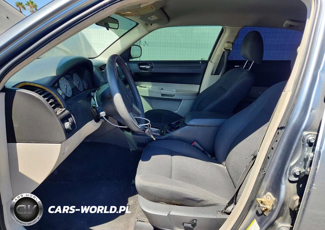 2006 Chrysler 300 VIN:2C3LA43R16H418054 - 7