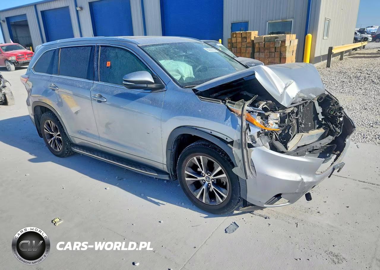 2016 Toyota Highlander Xle VIN:5TDKKRFH4GS164654 - 4