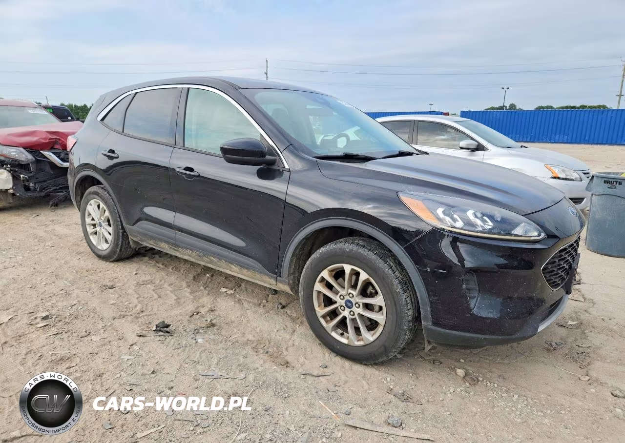 2020 Ford Escape Se VIN:1FMCU9G69LUB80040 - 4