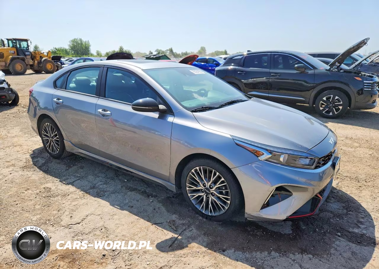 2023 Kia Forte Gt Line VIN:3KPF54ADXPE661511 - 4