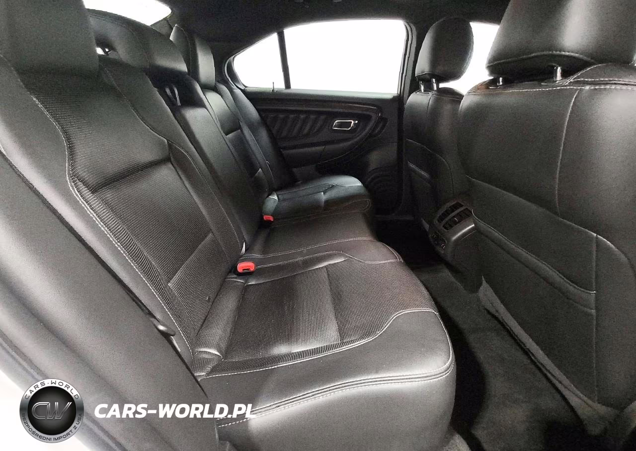 2018 Ford Taurus Limited VIN:1FAHP2J85JG121071 - 10